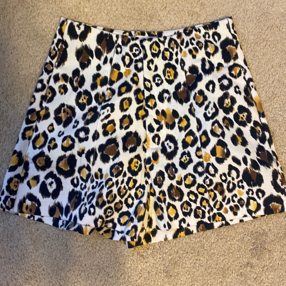 NWT Line & Dot by Anthropologie Animal Print Shorts Size Small